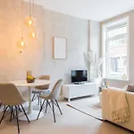 Haya Beachhouse - Queen