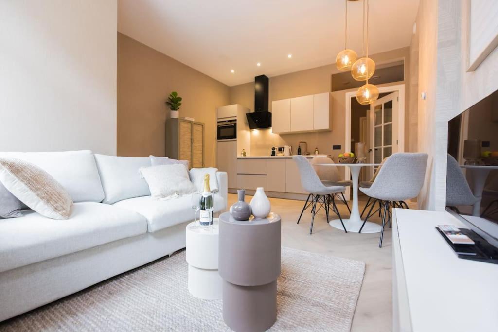 Haya Beachhouse - Queen Apartment Den Haag