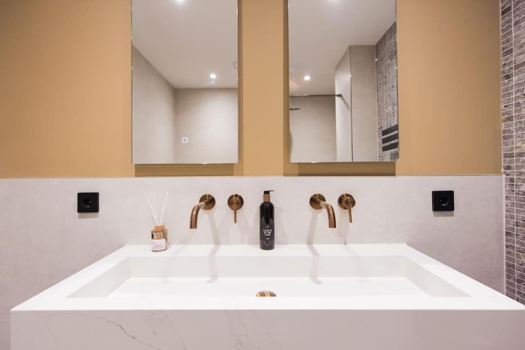 Haya Beachhouse - Queen Apartment Den Haag