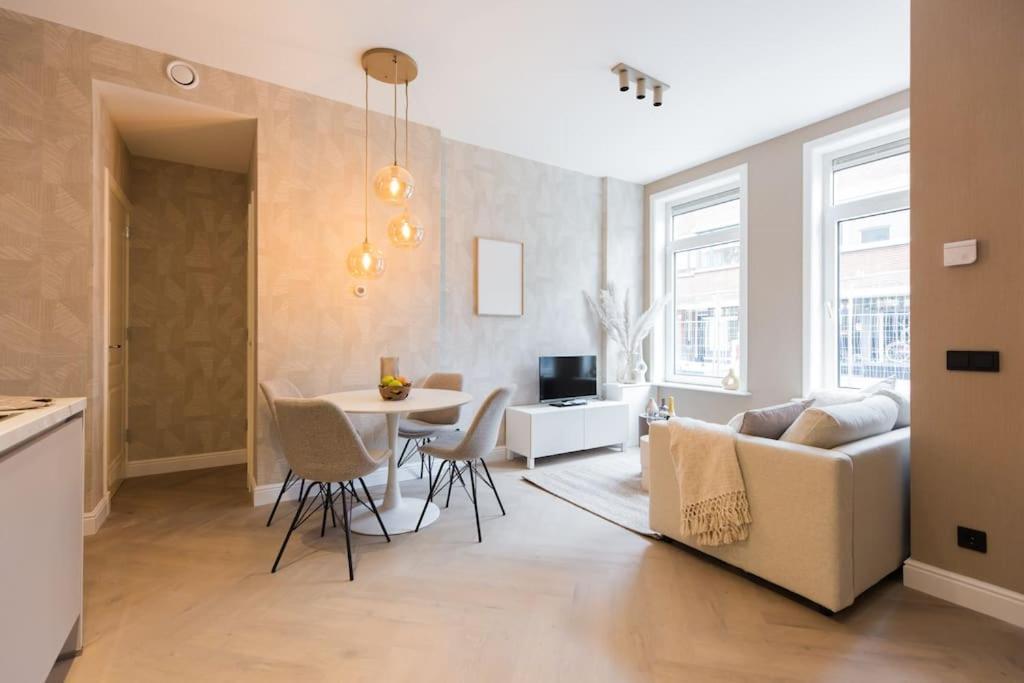 Apartment Haya Beachhouse - Queen Den Haag